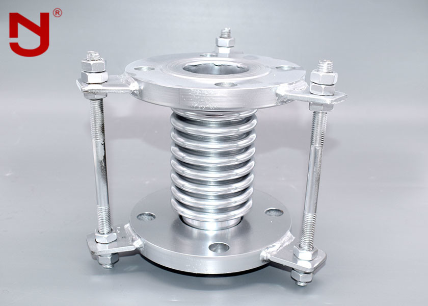 Steam Stainless Steel Pipe Bellows 40450 ℃ Weather Proof Equal Shape