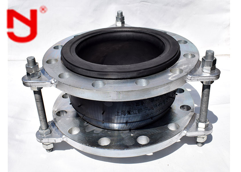 OEM Flanged Expansion Joint , Flexible Rubber Expansion Joints With Tie Rod Control Unit